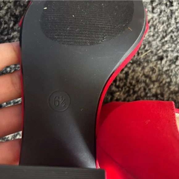 Red High Heel Shoes - Picture 11 of 13